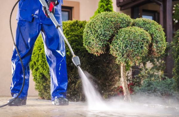 Driveway Cleaning in Loveland