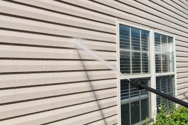 House Pressure Washing in Loveland