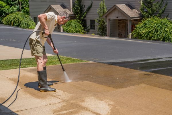 Concrete Pressure Cleaning in Loveland